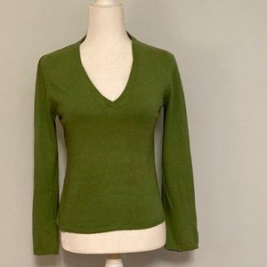 HWR green sweater with buttons down the back